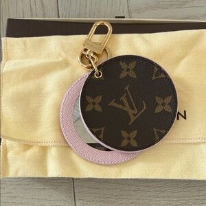 Louis Vuitton Monogram Mirror Keychain in Rose Ballerine Pink